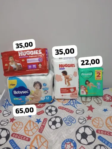 Fraldas Huggies,  babysec e personal m