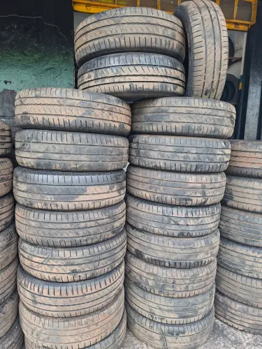 ATENÇÃO BORRACHEIROS  VENDO LOTE DE PNEUS 