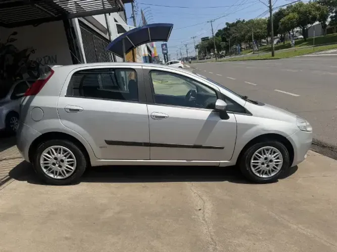 Fiat Punto ELX 1.4 Fire Flex 8V 5P 2010