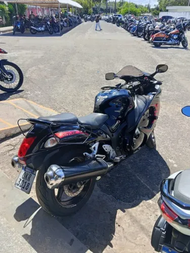 SUZUKI HAYABUSA GSX 1300R 2012/13 Conservadíssima.