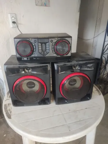 Som LG 440  w rms com bluetooth 