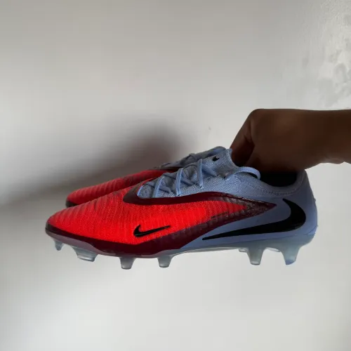Chuteira Campo Nike Phantom 6 Elite FG- Tamanho 41 (NOVA)
