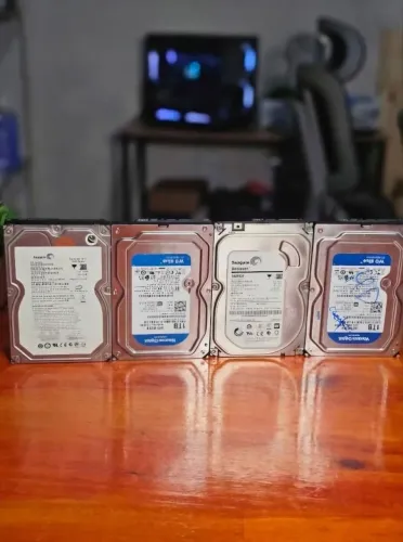 4 unidades de HD 1 TB 100% Saúde 