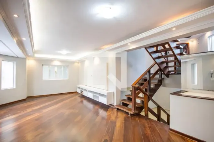 Casa à Venda - Cidade São Francisco , 3 Quartos, 420 m2