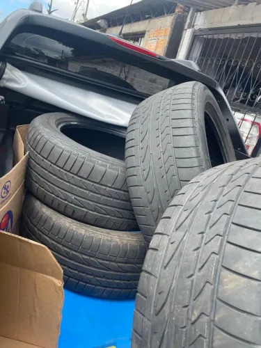 Vendo esse pneus aro 20  por 350 promoção pra leva 