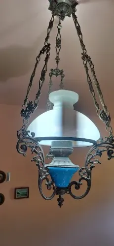 Magnífico Lustre Antigo Estilo Lampião - Bronze e Cúpula de Opalina (Raridade)