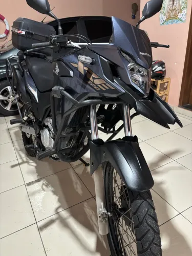 XRE 300 2023 