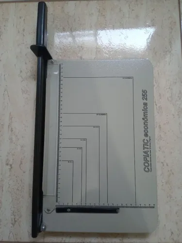 Guilhotina cortador de papel