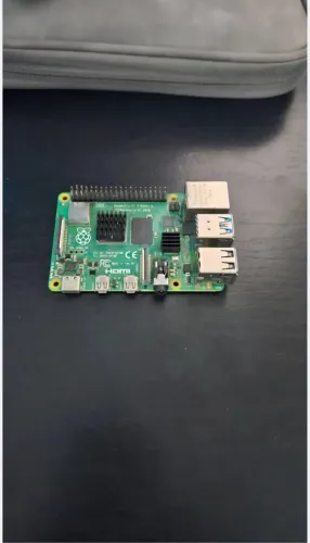 Raspberry Pi 4b, 4gb Ram + 8gb sdcard 