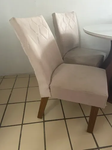 Cadeiras para mesa