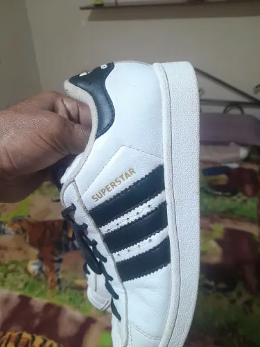 Tênis adidas original tamanho 34 usado