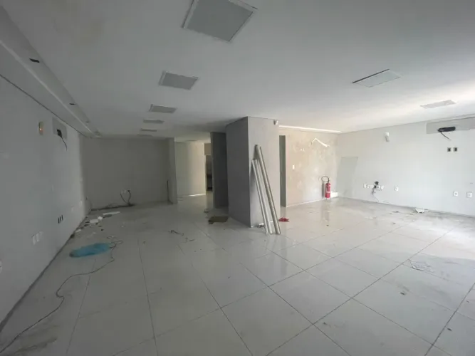 ALUGO PONTO COMERCIAL 