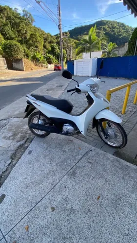 Vende-se Biz 125 única dona baixa km