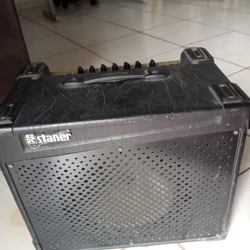 Cubo Amplificador para Baixo