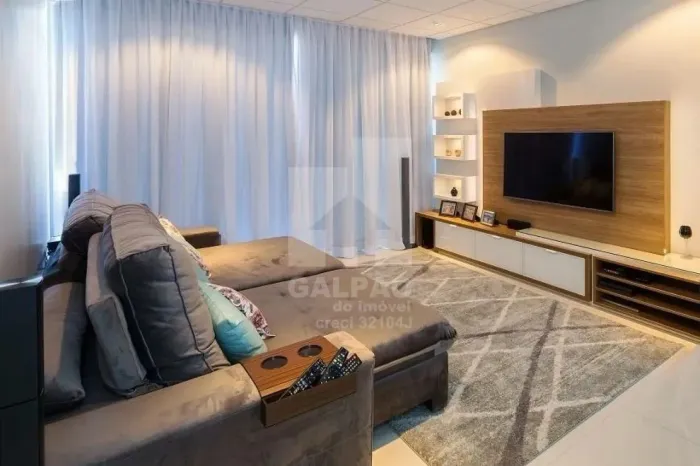 CASA EM CONDOMÍNIO FECHADO NA ALDEIA DA SERRA, 360M², 3 SUÍTES, 4 VAGAS, MODERNA E CLEAN!!
