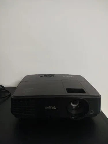 Projetor Benq, modelo MS521P