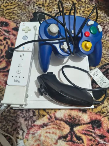 Vende-se Nintendo Wii desbloqueado para jogo no pendrive