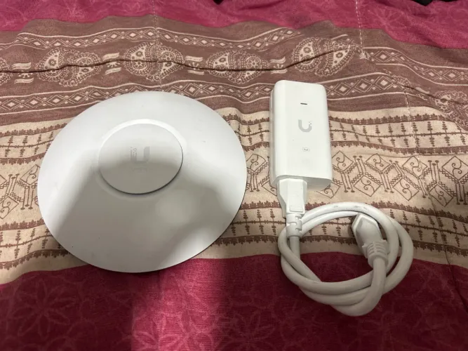 UNIFI 6 LITE - COM FONTE - 2.4 e 5G