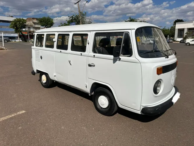 Volkswagen Kombi Standard/ Luxo/ Serie Prata 1992