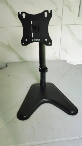Suporte articulado de monitor