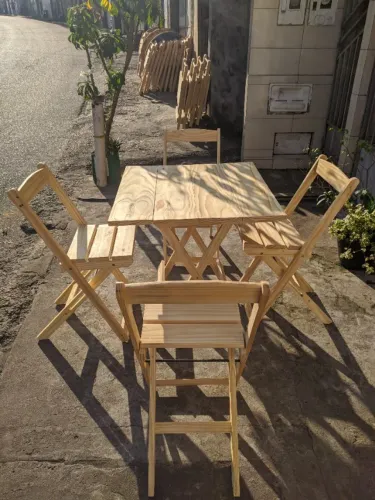 conjunto de mesa e cadeiras dobráveis