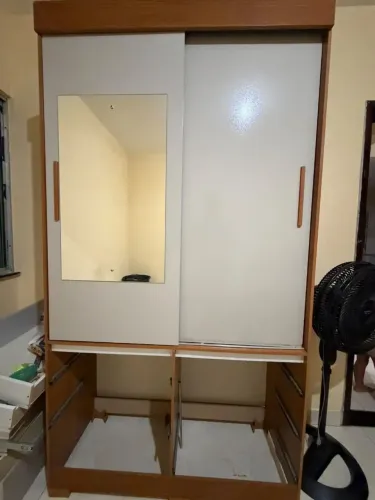 Guarda roupa solteirão 