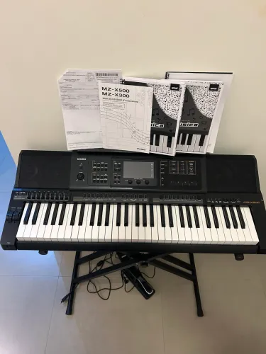 Teclado Cássio MZ-X 300k2 novíssimo 