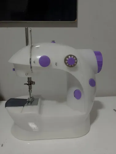MINI MAQUINA DE COSTURA PORTÁTIL