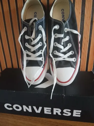Vendo tênis