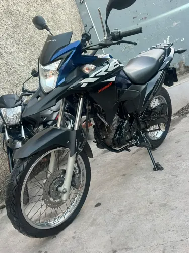 Oportunidade vendo ou troco em carro