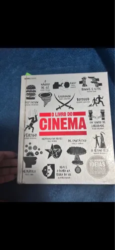 Livros por 10 reais cada - compra mínima de 4 unidades