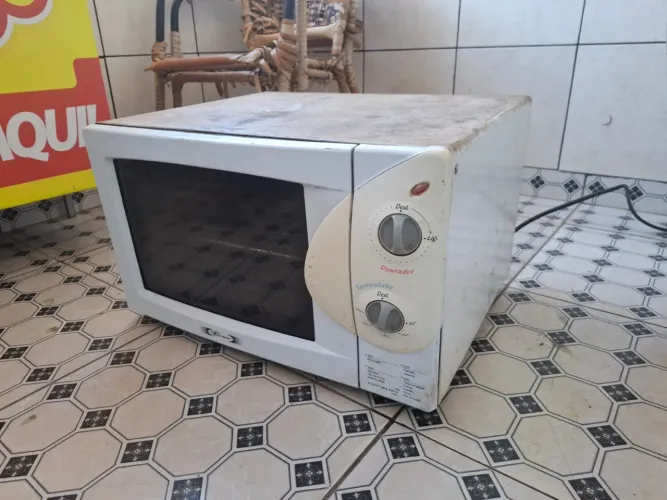 Vende-se forno