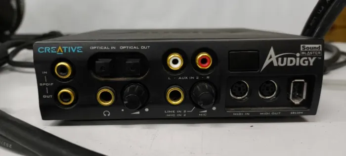 Painel Frontal Creative Sound Blaster Audigy (SB0110) + Cabo Original