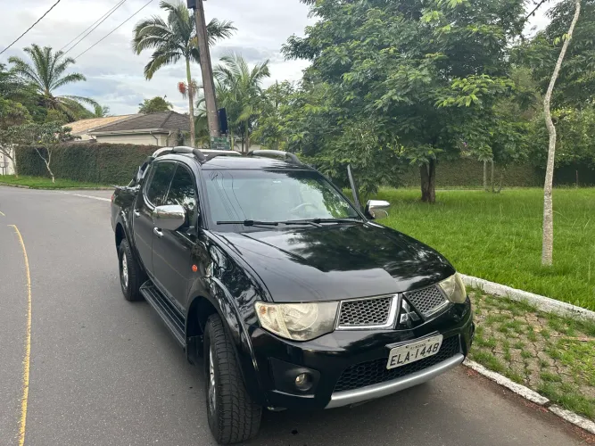 Mitsubishi L200 Triton HPE 3.5 CD V6 24V Flex Aut. 2012