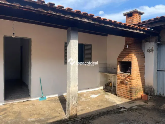 Edícula com 1 dormitório à venda, 86 m² por R$ 260.000 - Vila Professor Simões - Agudos/SP