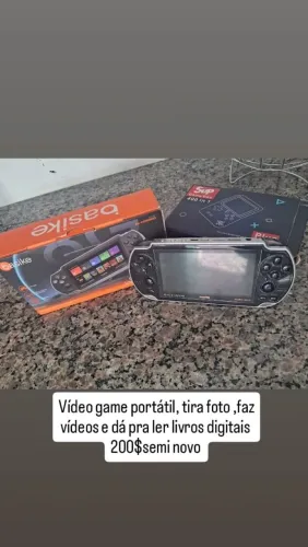 Vídeo game portátil,tira fotos ,grava ,e da para ler livros digitais ,está novo