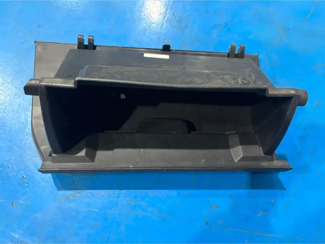 Caixa do Porta-Luvas CHEVROLET S10 2018