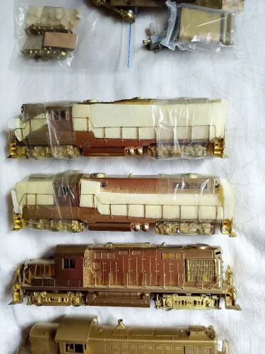 Lote de locomotivas artesanais Ho