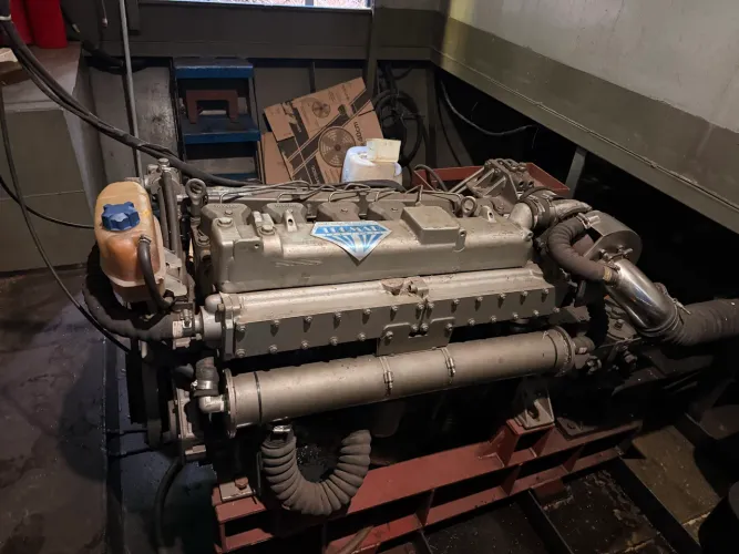Motor MWM 229 6 cilindros marinizado 