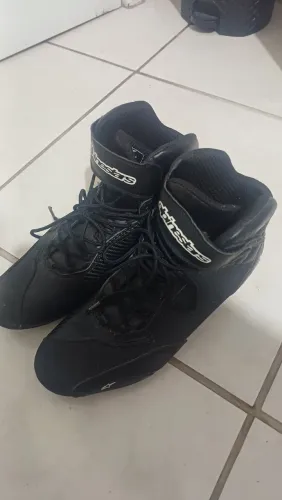 Tenis pilotagem