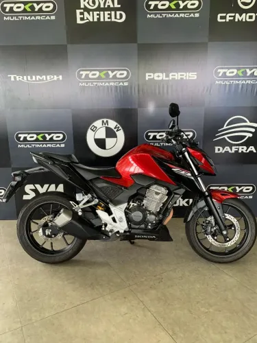 HONDA CB300F TWISTER 2026 (IPVA 26 + GARANTIA HONDA)