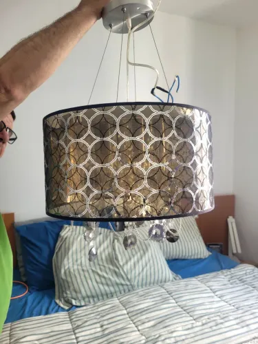 Lustre com lâmpadas em LED Taschibra