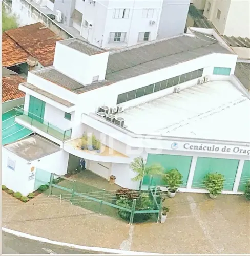0 - Sobrado 1 quarto, sendo 1 suíte