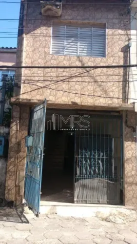 Espaçosa Casa Térrea 3 Quartos à Venda no Mirim, Praia Grande