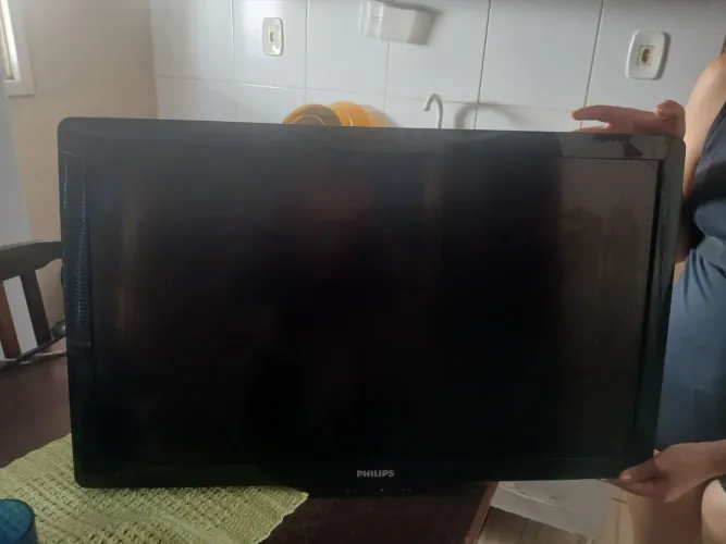 Tv pra retirada de peças 50reais