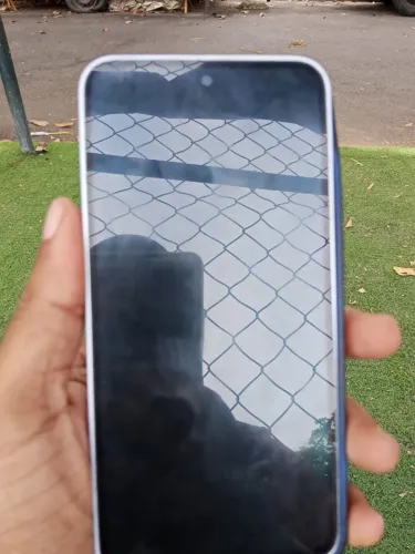 A35 , 256 gb , 5g