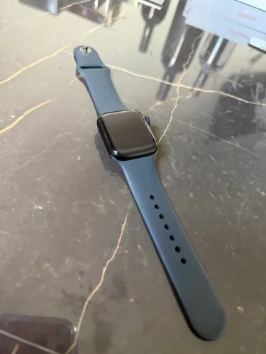 Apple Watch SE 2 40mm