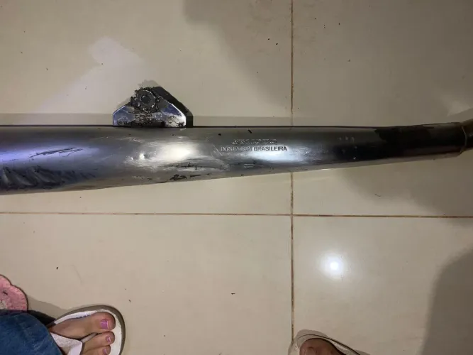 Vendo escapamento Gmoto original
