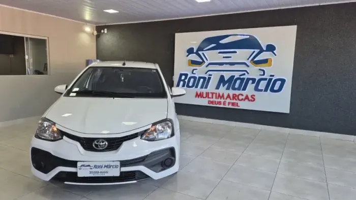 Toyota Etios X 1.3 Flex 16V 5P Mec. 2021