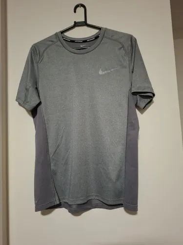 Camiseta dry fit Nike
